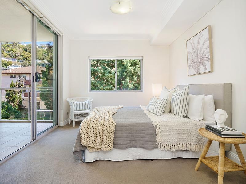 Property Styled by Ship Shape Homes in Collaroy Northern Beaches - master bedroom
